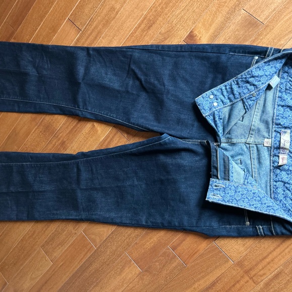 Paige "Hidden Hills" bootcut jeans with double button fly in dark rinse - Size31 - Picture 6 of 16